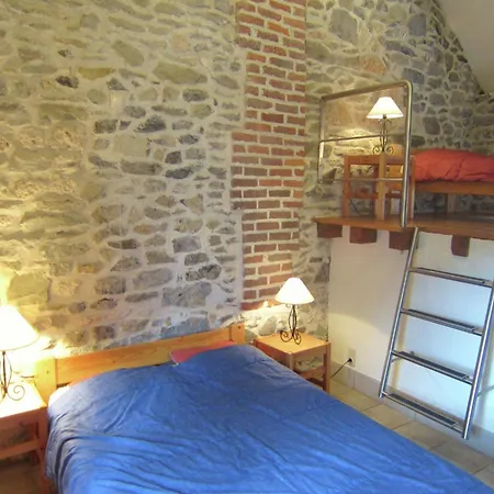 Near Forest And Hiking Trails * Treignes