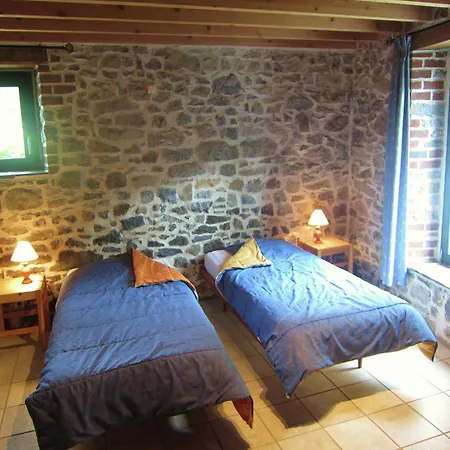 Near Forest And Hiking Trails Ferienhaus