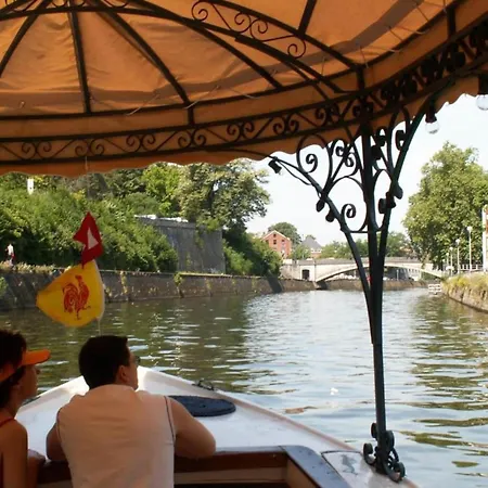 Near Forest And Hiking Trails Дом отдыха Treignes