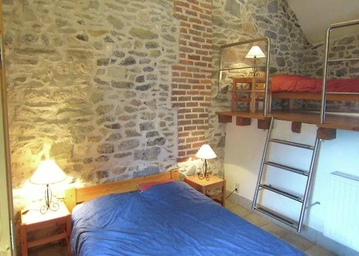 Near Forest And Hiking Trails * Treignes