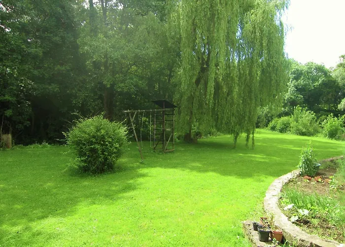 Near Forest And Hiking Trails Nyaraló *